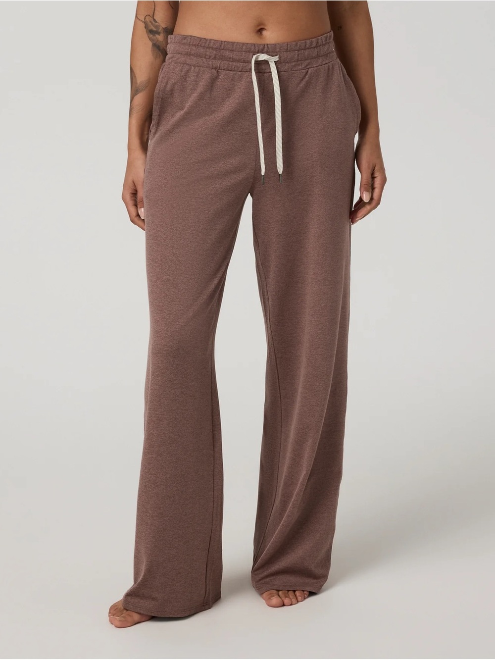 Vuori Halo Essential Wide Leg Pants Sable Heather Size M